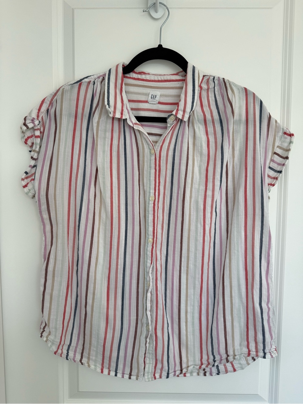 GAP |  Multicolor Stripe Button-Up Short Sleeve Shirt - Size Medium